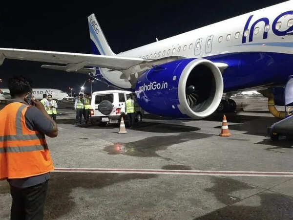 Airline files FIR against catering firm