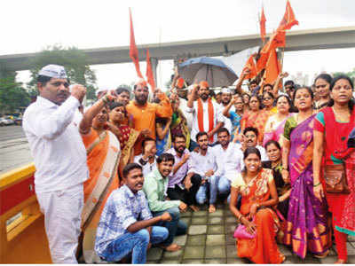 Stop recruitments till court order: Marathas