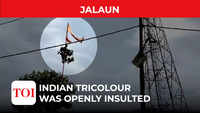 RSS flag placed on top of the tricolour; Indian tricolour insulted in Jalaun 