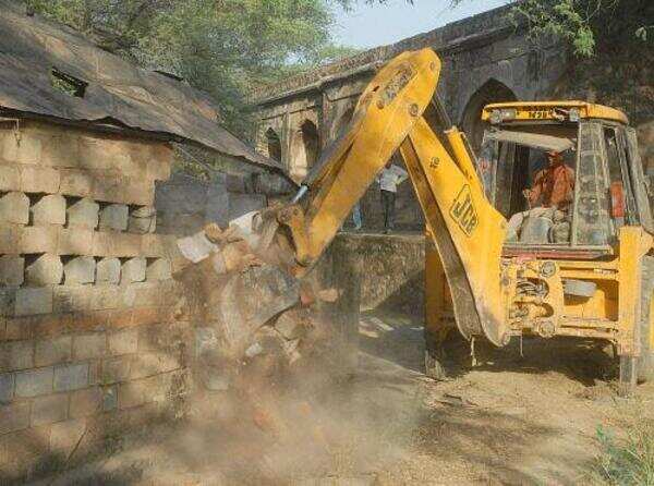 NMMC razes illegal constructions in Vashi and Seawoods