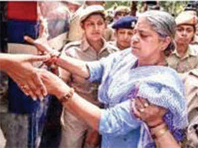 Fake News Buster: Photo of CPI leader shared as image from JNU protest