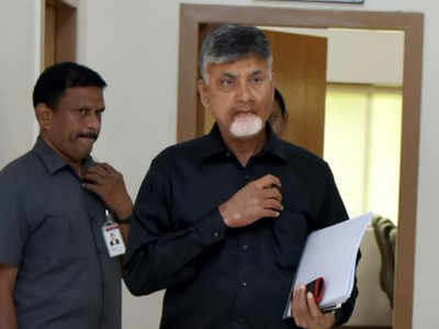 Modi ditched guru, wife; can't talk of morals: Chandrababu Naidu