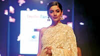 JD Institute of Fashion Technology presents Rina Dhaka at DTFW 2019 