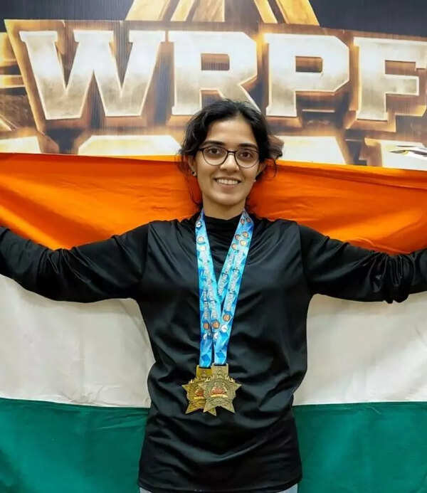 Students win 6 gold medals at Int’l Asian Powerlifting Championship