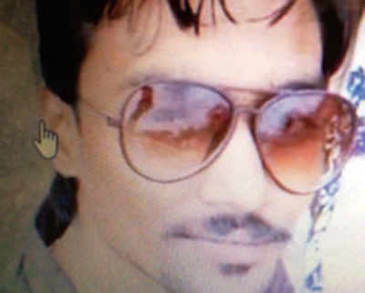 Trio held for murder of popular paanwala’s son