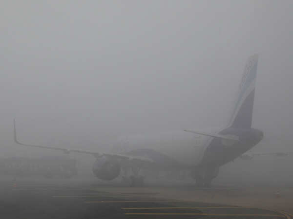 Dense fog affects railway and flight operations in Delhi