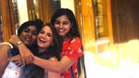 Monal Gajjar had a gala time with her friends 