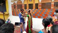 Chennai: Couple got married outside church at Besant Nagar 