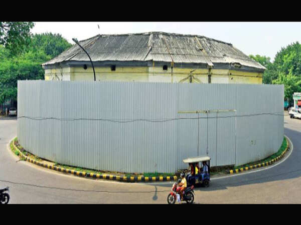 1 year added to unending wait for all-new Gole Market
