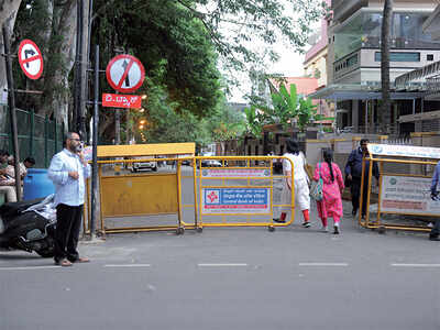 Keep off, the Chief Minister HD Kumaraswamy lives here: JP Nagar-III, 
Interrupted