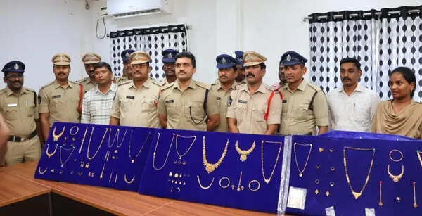 Inter-district burglars nabbed; ₹97.5 lakh loot recovered in Konaseema
