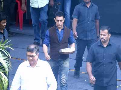 7 from Aamir Khan's staff test positive for Covid-19