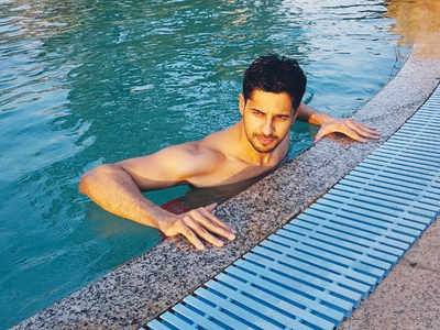 Sidharth Malhotra goes the aqua training way