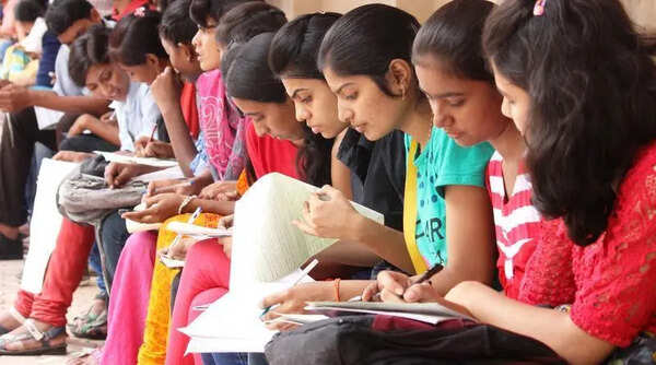 Rural NEET candidates risk losing fees to cyber-cafe intermediaries