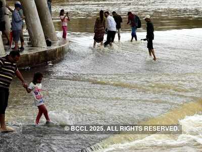 Nashik: Water released into rivers from dams after heavy rain