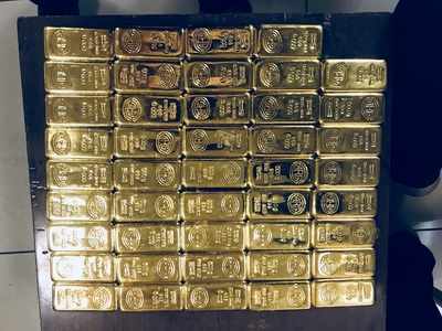 22 kgs of gold worth Rs 6.74 crore seized at Mumbai airport