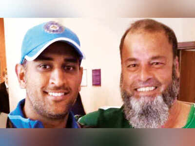 A passage to England: MS Dhoni arranges ticket for Pakistan-born Indian fan