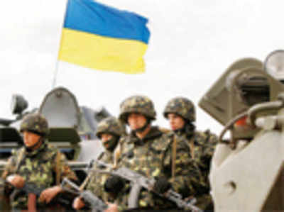 Kiev announces terror op as Pro-Russians dig in