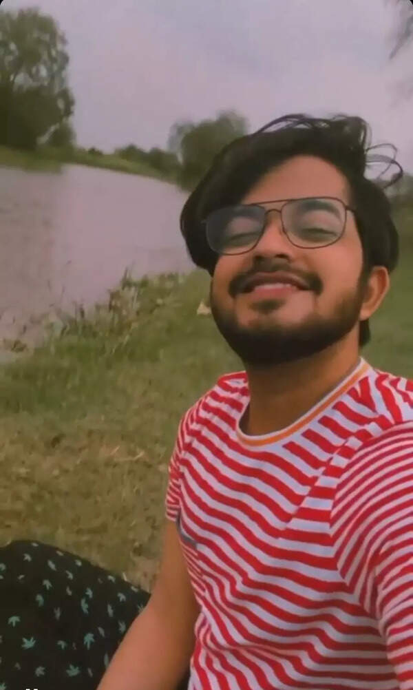 Sayak Chakraborty heads to Jhargram for a weekend getaway