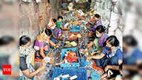 Mumbai: Dharavi gets back to life after 100 days of isolation 