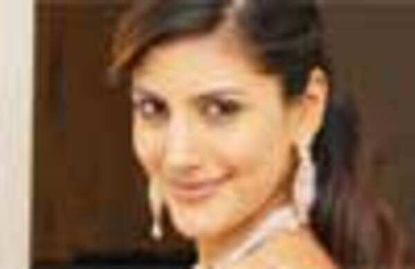 Women can make you laugh: Parizad