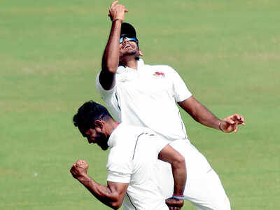 Ranji Trophy: Turner gives Mumbai hope