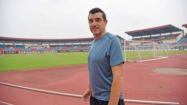Lack of exposure hurting 4x100m team: India head coach James Hillier