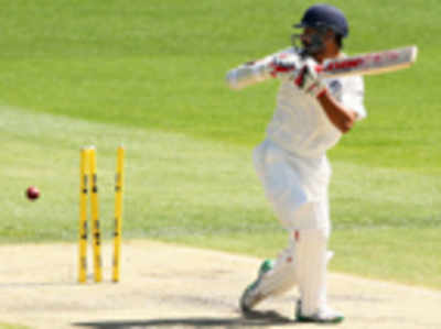 Dhawan needs to be sure of his off-stump: Tom Moody