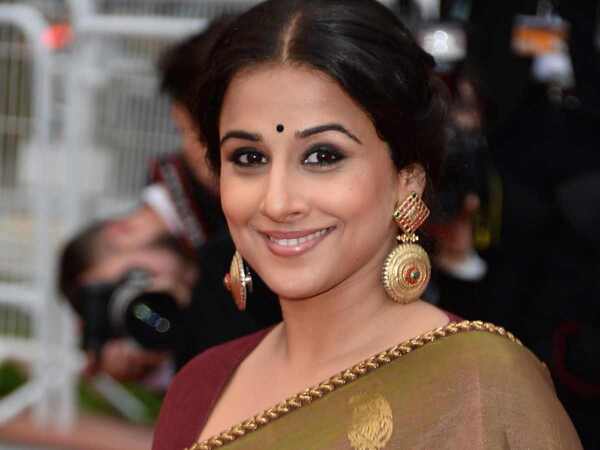 Vidya Balan to essay the role of "human computer" Shakuntala Devi in her upcoming biopic