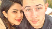 Nick Jonas, Priyanka Chopra spend romantic time in 'City of Love' 
