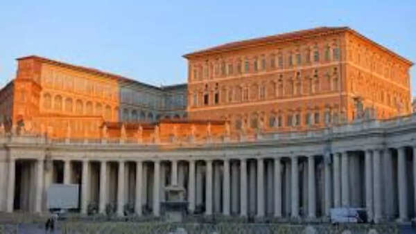 How does the home of Pope Leo XIV , the Apostolic Palace look from inside