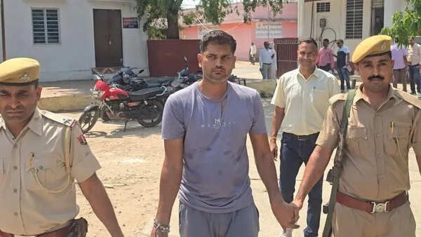 Dholpur police arrest absconding shooter after 14 years