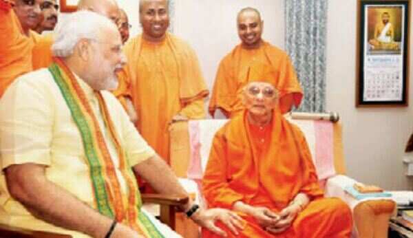 Ramakrishna Mission head dead; personal loss, says PM