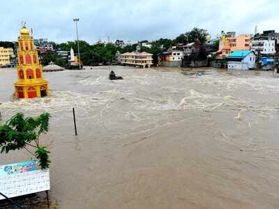 Godavari River rises above danger mark, results in flood-like situation in Nashik