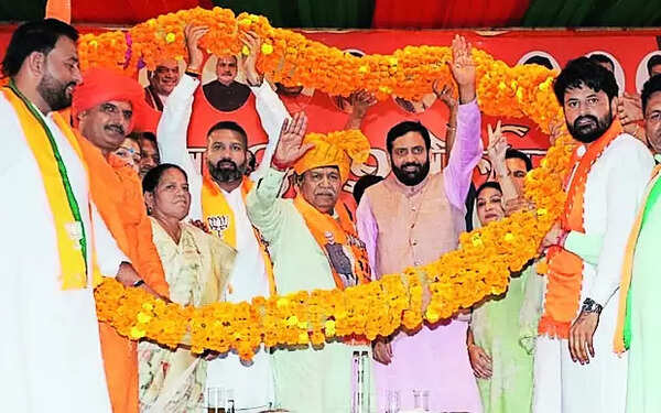 Cong manifesto is a bundle of lies, their 2-yr rule in HP a disaster: Saini