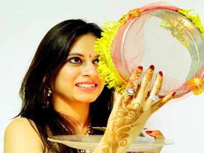 Karwa Chauth: Moon timing, ‘muhurat’, fast and all that you need to know about the festival