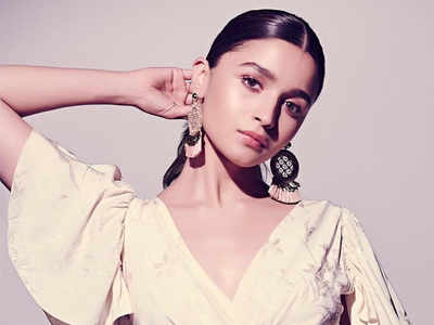 Not Ranbir Kapoor and Karan Johar, these two men are closer to Alia Bhatt