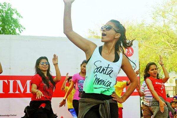 Delhi youngsters stage plays at CP Raahgiri
