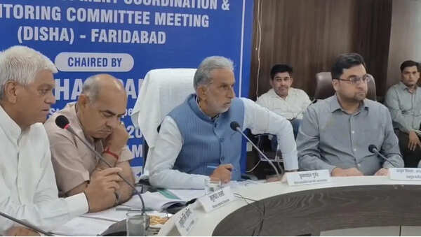 ‘Ghost plantations, bad roads’: Fbd corpn officers face stinging rebuke from min