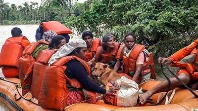 Kerala Floods: Weather improving, over 2 lakh people in relief camps