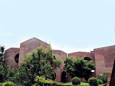 Louis Kahn's children among many urge Indian Institute of Management Ahmedabad to preserve architect's legacy