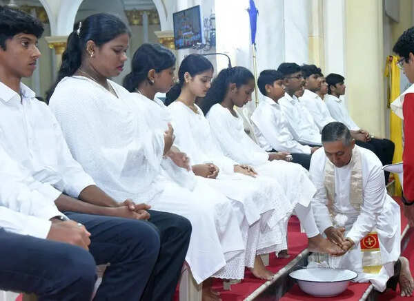 Maundy Thursday observed with devotion, solemnity