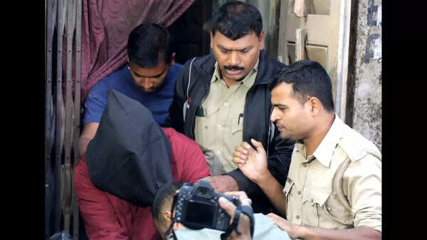 Pakistan-trained terrorist held in West Bengal for J&K cleric killing
