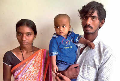 4, including woman, held for toddler’s abduction