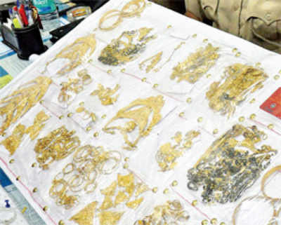 Helper robs jeweller, takes CCTV footage to avoid detection