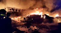 Vadodara: Fire at scrap godown in Nandesari brings NH traffic to halt 