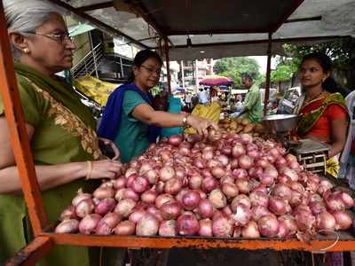 Farmers halt onion auction at Lasalgaon in Nashik amid fall in prices
