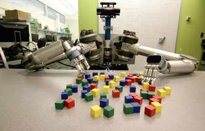 Software helps robots get creative to cut through clutter