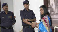 Vadodara: Collector ties rakhi to NDRF personnel for carrying rescue operations 