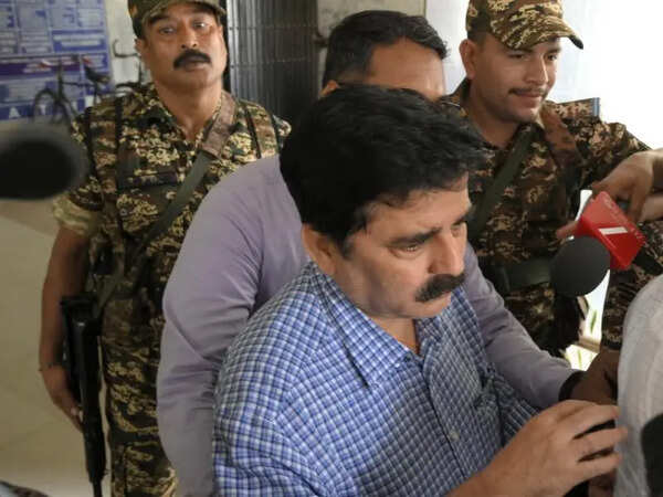 Sr cop Santanu ‘part of extortion racket’, sent to 14-day ED custody